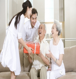 Vui Đón Giáng Sinh, Rộn Ràng Tết Đến Cùng Love Stone