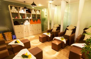 Top Các Mẫu Ghế Foot Massage Đẹp Không Thể Thiếu Tại Spa