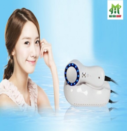 Chăm sóc da mặt với búa massage nóng lạnh