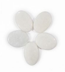 Đá lạnh massage mặt