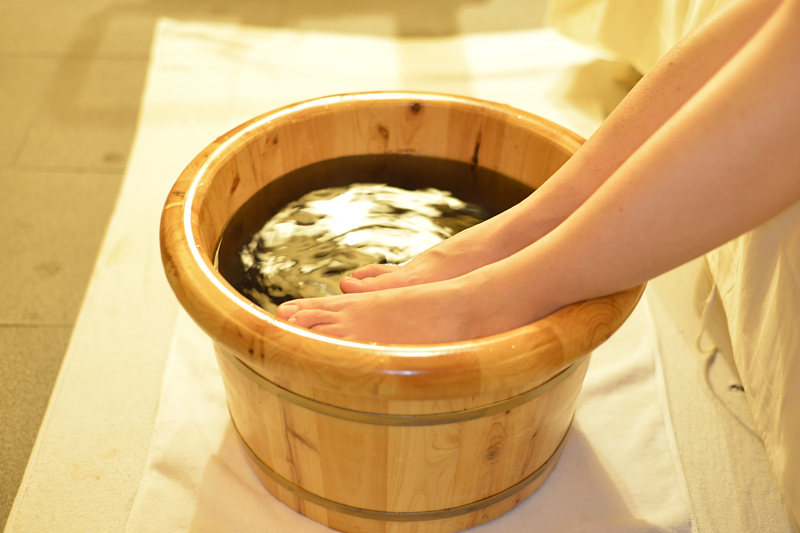 CHẬU NGÂM CHÂN THẢO DƯỢC