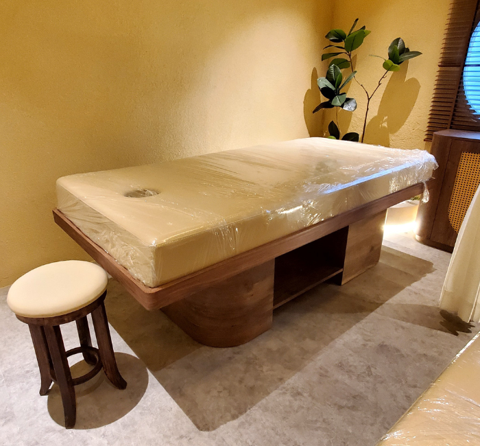 Giường massage được gia công tại xưởng của Mai Hân Group Giường massage được gia công tại xưởng của Mai Hân Group