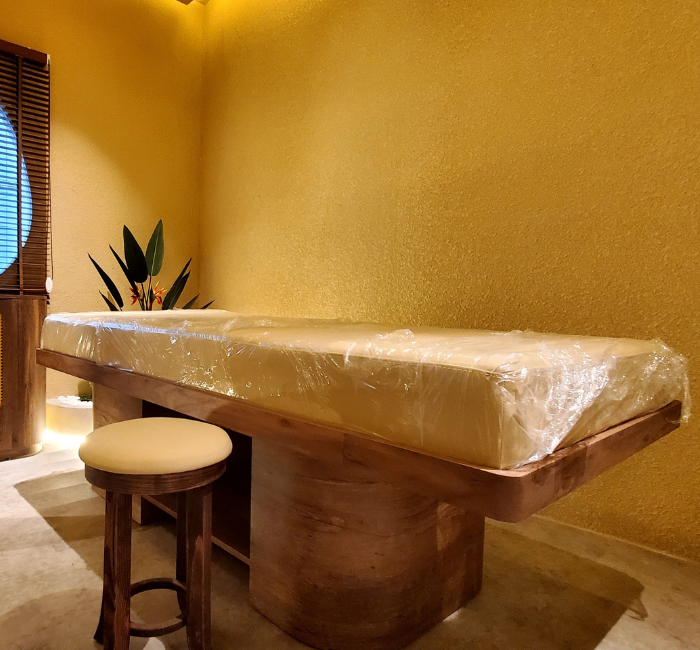 Giường massage được gia công tại xưởng của Mai Hân Group Giường massage được gia công tại xưởng của Mai Hân Group