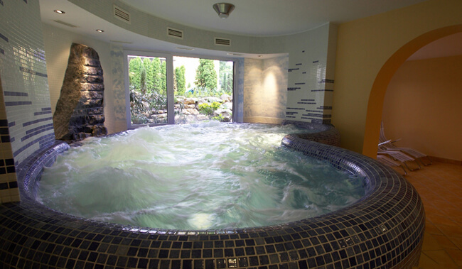 Chất lượng bồn jacuzzi xây vượt trội