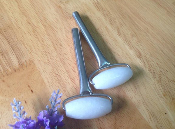 Cây lăn mặt là thiết bị chăm sóc da đơn giản, hiểu quả Cây lăn mặt là thiết bị chăm sóc da đơn giản, hiểu quả