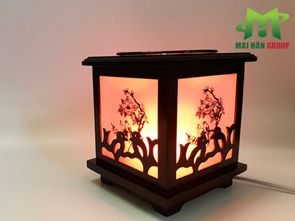 Đèn xông tinh dầu gỗ mẫu 2