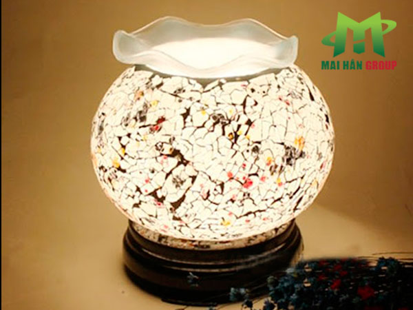 Đèn xông tinh dầu thủy tinh mẫu 3