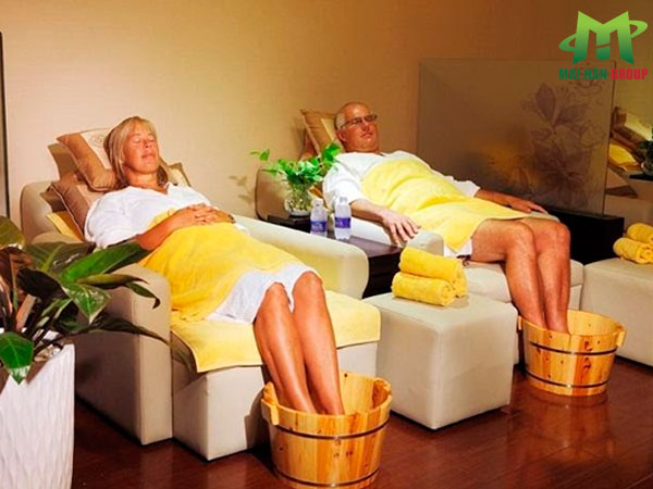 Ghế foot massage là một thiết bị không thể thiếu trong những Day Spa