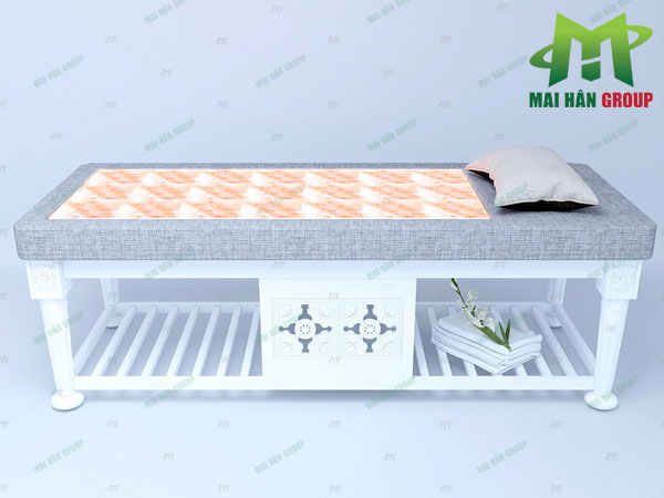 Giường đá muối được thiết kế 21 viên đá muối Himalaya ngay trên bề mặt giường.