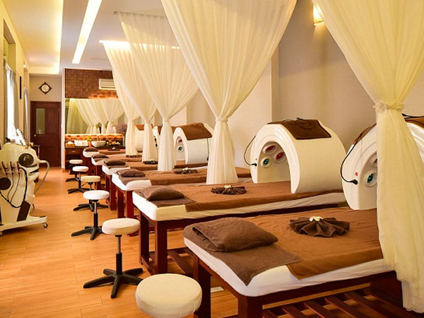 Các trang thiết bị, nội thất cao cấp tại Mai Hân đã và đang được sử dụng tại các trung tâm làm đẹp, spa, thẩm mỹ viện có tiêu chuẩn từ 3 sao trở lên.