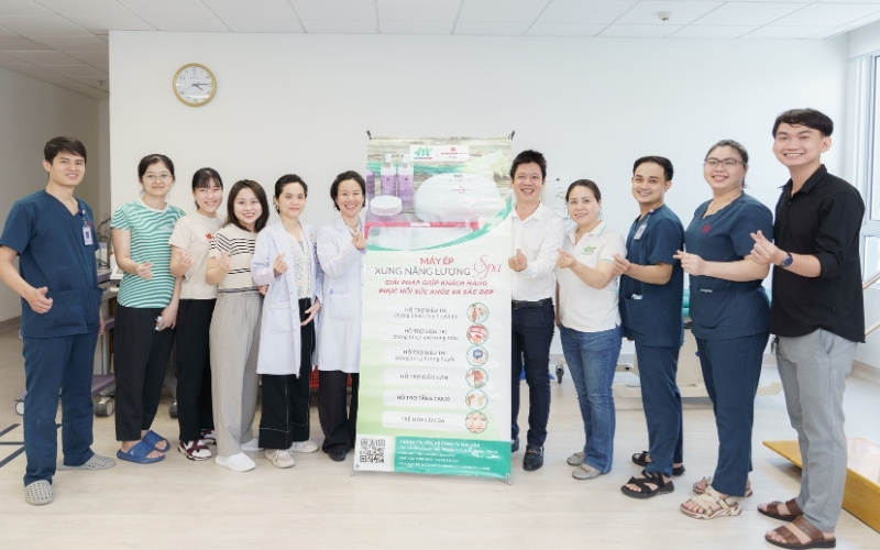 Mai Hân Group hoàn tất bàn giao máy ép xung năng lượng cho Khoa phục hồi chức năng - Bệnh nghề nghiệp tại Bệnh viện 199 Đà Nẵng Mai Hân Group hoàn tất bàn giao máy ép xung năng lượng cho Khoa phục hồi chức năng - Bệnh nghề nghiệp tại Bệnh viện 199 Đà Nẵng